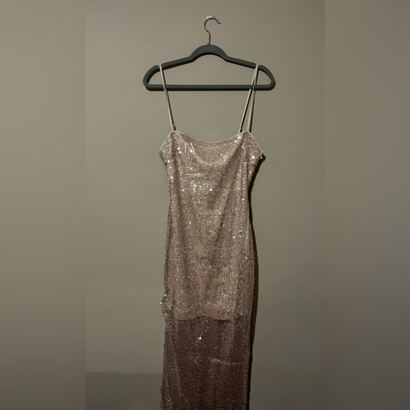 ASTR sequin dress - Picture 10 of 13